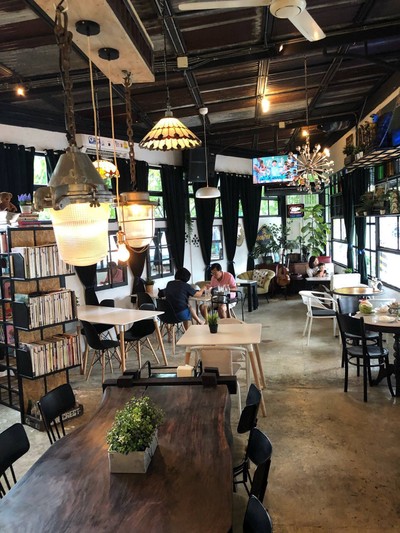 บรรยากาศ ห้องอาหารเกษมสมัย ศรีราชา